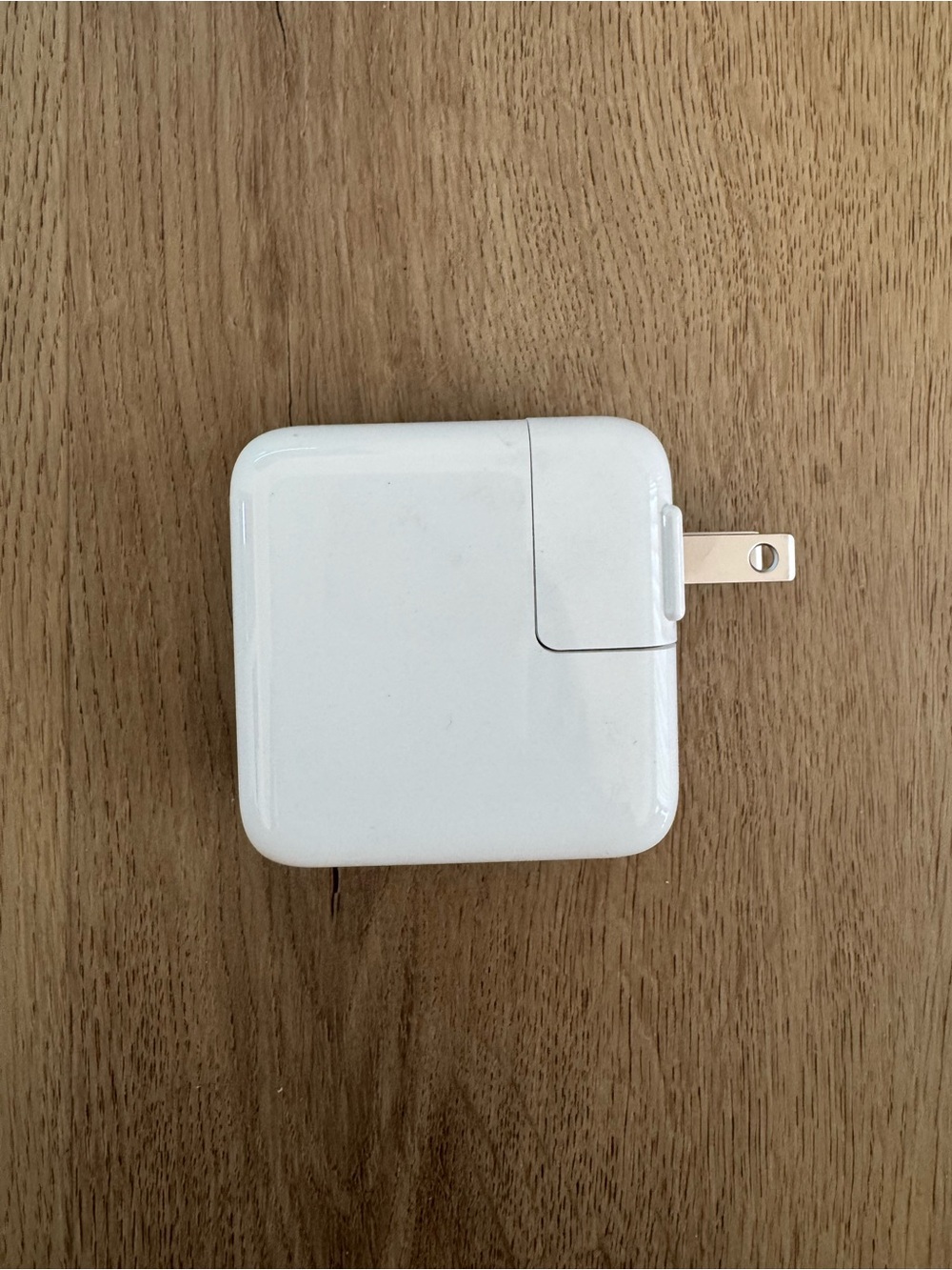 Apple Power Adapter - Picture 3 of 5